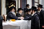 פולע גאלעריע: שמחת התנאים לבן הגה"צ רבי שלום טייטלבוים שליט"א חתן הגה"צ ראש ישיבת סאטמאר בני ברק שליט"א מיט די טאכטער פון הגה"צ רבי שלמה רובין שליט"א אבד"ק ציעשנוב קרית יואל פארגעקומען אין קרית יואל