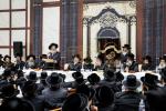 פולע גאלעריע: שמחת התנאים לבן הגה"צ רבי שלום טייטלבוים שליט"א חתן הגה"צ ראש ישיבת סאטמאר בני ברק שליט"א מיט די טאכטער פון הגה"צ רבי שלמה רובין שליט"א אבד"ק ציעשנוב קרית יואל פארגעקומען אין קרית יואל