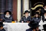 פולע גאלעריע: שמחת התנאים לבן הגה"צ רבי שלום טייטלבוים שליט"א חתן הגה"צ ראש ישיבת סאטמאר בני ברק שליט"א מיט די טאכטער פון הגה"צ רבי שלמה רובין שליט"א אבד"ק ציעשנוב קרית יואל פארגעקומען אין קרית יואל