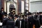 פולע גאלעריע: שמחת התנאים לבן הגה"צ רבי שלום טייטלבוים שליט"א חתן הגה"צ ראש ישיבת סאטמאר בני ברק שליט"א מיט די טאכטער פון הגה"צ רבי שלמה רובין שליט"א אבד"ק ציעשנוב קרית יואל פארגעקומען אין קרית יואל