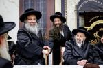 פולע גאלעריע: שמחת התנאים לבן הגה"צ רבי שלום טייטלבוים שליט"א חתן הגה"צ ראש ישיבת סאטמאר בני ברק שליט"א מיט די טאכטער פון הגה"צ רבי שלמה רובין שליט"א אבד"ק ציעשנוב קרית יואל פארגעקומען אין קרית יואל