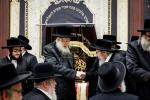 פולע גאלעריע: שמחת התנאים לבן הגה"צ רבי שלום טייטלבוים שליט"א חתן הגה"צ ראש ישיבת סאטמאר בני ברק שליט"א מיט די טאכטער פון הגה"צ רבי שלמה רובין שליט"א אבד"ק ציעשנוב קרית יואל פארגעקומען אין קרית יואל