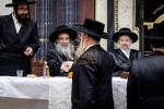 פולע גאלעריע: שמחת התנאים לבן הגה"צ רבי שלום טייטלבוים שליט"א חתן הגה"צ ראש ישיבת סאטמאר בני ברק שליט"א מיט די טאכטער פון הגה"צ רבי שלמה רובין שליט"א אבד"ק ציעשנוב קרית יואל פארגעקומען אין קרית יואל