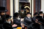 פולע גאלעריע: שמחת התנאים לבן הגה"צ רבי שלום טייטלבוים שליט"א חתן הגה"צ ראש ישיבת סאטמאר בני ברק שליט"א מיט די טאכטער פון הגה"צ רבי שלמה רובין שליט"א אבד"ק ציעשנוב קרית יואל פארגעקומען אין קרית יואל