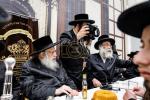 פולע גאלעריע: שמחת התנאים לבן הגה"צ רבי שלום טייטלבוים שליט"א חתן הגה"צ ראש ישיבת סאטמאר בני ברק שליט"א מיט די טאכטער פון הגה"צ רבי שלמה רובין שליט"א אבד"ק ציעשנוב קרית יואל פארגעקומען אין קרית יואל
