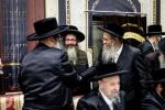 פולע גאלעריע: שמחת התנאים לבן הגה"צ רבי שלום טייטלבוים שליט"א חתן הגה"צ ראש ישיבת סאטמאר בני ברק שליט"א מיט די טאכטער פון הגה"צ רבי שלמה רובין שליט"א אבד"ק ציעשנוב קרית יואל פארגעקומען אין קרית יואל
