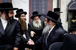 פולע גאלעריע: שמחת התנאים לבן הגה"צ רבי שלום טייטלבוים שליט"א חתן הגה"צ ראש ישיבת סאטמאר בני ברק שליט"א מיט די טאכטער פון הגה"צ רבי שלמה רובין שליט"א אבד"ק ציעשנוב קרית יואל פארגעקומען אין קרית יואל