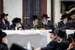 פולע גאלעריע: שמחת התנאים לבן הגה"צ רבי שלום טייטלבוים שליט"א חתן הגה"צ ראש ישיבת סאטמאר בני ברק שליט"א מיט די טאכטער פון הגה"צ רבי שלמה רובין שליט"א אבד"ק ציעשנוב קרית יואל פארגעקומען אין קרית יואל