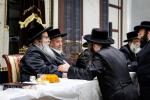 פולע גאלעריע: שמחת התנאים לבן הגה"צ רבי שלום טייטלבוים שליט"א חתן הגה"צ ראש ישיבת סאטמאר בני ברק שליט"א מיט די טאכטער פון הגה"צ רבי שלמה רובין שליט"א אבד"ק ציעשנוב קרית יואל פארגעקומען אין קרית יואל