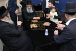 Main image for נייע חב"ד צענטער לזכרו פונעם שליח הרב צבי קוגן הי"ד אין ביתר