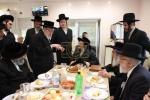 הערליכע מעמד חתימת שטרות בבית הרבני הנגיד מו"ה אברהם ווידער שליט"א