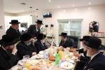 הערליכע מעמד חתימת שטרות בבית הרבני הנגיד מו"ה אברהם ווידער שליט"א