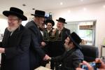הערליכע מעמד חתימת שטרות בבית הרבני הנגיד מו"ה אברהם ווידער שליט"א