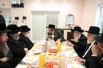 הערליכע מעמד חתימת שטרות בבית הרבני הנגיד מו"ה אברהם ווידער שליט"א