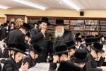 כ"ק אדמו"ר מבאבוב שליט"א באזוכט אין מחנה שלוה