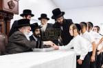 כ"ק אדמו"ר מבאבוב שליט"א באזוכט אין מחנה שלוה