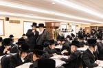 כ"ק אדמו"ר מבאבוב שליט"א באזוכט אין מחנה שלוה