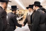 כ"ק אדמו"ר מבאבוב שליט"א באזוכט אין מחנה שלוה