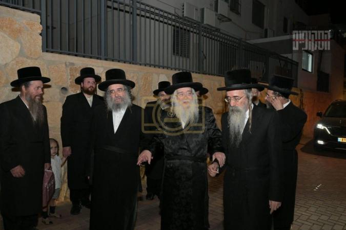 היסטאריע אין דאראג: צום ערשטן מאל אין איבער 30 יאר