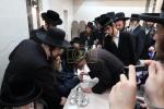 שמחת הבר מצוה פון א אור אייניקל הרה"ק רבי יעקב מאיר שעכטער שליט"א.