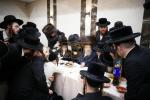 שמחת הבר מצוה פון א אור אייניקל הרה"ק רבי יעקב מאיר שעכטער שליט"א.