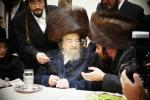 שמחת הבר מצוה פון א אור אייניקל הרה"ק רבי יעקב מאיר שעכטער שליט"א.