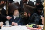 שמחת הבר מצוה פון א אור אייניקל הרה"ק רבי יעקב מאיר שעכטער שליט"א.