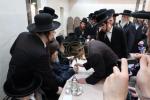 שמחת הבר מצוה פון א אור אייניקל הרה"ק רבי יעקב מאיר שעכטער שליט"א.