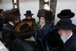 שמחת הבר מצוה פון א אור אייניקל הרה"ק רבי יעקב מאיר שעכטער שליט"א.