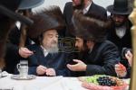 שמחת הבר מצוה פון א אור אייניקל הרה"ק רבי יעקב מאיר שעכטער שליט"א.