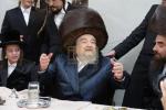 שמחת הבר מצוה פון א אור אייניקל הרה"ק רבי יעקב מאיר שעכטער שליט"א.
