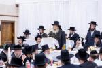 יארצייט פון הרה"ק מספינקא זצ"ל ביי בנו כ"ק אדמו"ר מקראלי שליט"א.