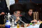 א שיינע שבע ברכות איז פארגעקומען  אין חצה"ק סטראפקוב ויי עס האט זיך באטייליגט כ"ק אדמו'ר מפינסק קארלין שליט'א.
