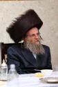 א שיינע שבע ברכות איז פארגעקומען  אין חצה"ק סטראפקוב ויי עס האט זיך באטייליגט כ"ק אדמו'ר מפינסק קארלין שליט'א.