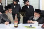 'א בליק' ברענגט פון די ארכיוון היסטארישע בילדער פון כ"ק אדמו"ר מבית שמואל צבי ספינקא זצ"ל.