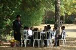 בילדער פונעם חסידישן קעמפ און קענטערבערי ענגלאנד בנשיאות כ"ק גאב"ד ביקאווסקא שליט"א פון לאנדאן