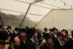 בילדער פונעם חסידישן קעמפ און קענטערבערי ענגלאנד בנשיאות כ"ק גאב"ד ביקאווסקא שליט"א פון לאנדאן