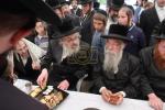 בילדער פונעם חסידישן קעמפ און קענטערבערי ענגלאנד בנשיאות כ"ק גאב"ד ביקאווסקא שליט"א פון לאנדאן