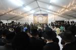 בילדער פונעם חסידישן קעמפ און קענטערבערי ענגלאנד בנשיאות כ"ק גאב"ד ביקאווסקא שליט"א פון לאנדאן