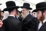 בילדער פונעם חסידישן קעמפ און קענטערבערי ענגלאנד בנשיאות כ"ק גאב"ד ביקאווסקא שליט"א פון לאנדאן