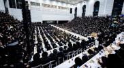  די צענטראלע יארצייט טיש און סיום הש"ס אינעם גרויסן היכל אלטר יחזקאל בבנין ביהמ"ד בנין אליהו סאטמאר אין קרית יואל.