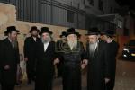 כ"ק האדמו"ר מדאראג שליט"א ביים באזוכן די חסידים אין עמנואל