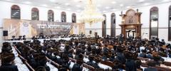 סעודת הילולא מוצאי שבת ראה כ"ו אב אין ביהמ"ד סאטמאר מאנסי בראשות כ"ק גאב"ד סאטמאר מאנסי שליט"א