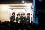 כ"ק אדמו"ר מבאבוב שליט"א ביים וויילן צווישן די בחורים אין  מחנה מתיבתא עץ חיים דעם שבת קודש פרשת ראה.