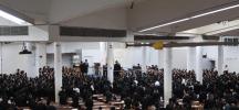 ערשטע בילדער פונעם מעמד מקדישי שמך בחצר הקודש וויזניץ, צום עפענונג פונעם מגבית מקדישי שמך לטובת איגוד מוסדות וויזניץ, אין ביהמ"ד הגדול דחסידי גור אין ירושלים עיה"ק, אין שפיץ פון כ"ק אדמו"ר מוויזניץ שליט"א לרפו"ש.
