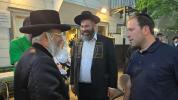 'א בליק' אין כלל ישראל'ס שול סוף זומער אין די קעטסקילס.