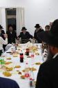יארצייט טיש פון כ"ק אדמו"ר מסאדיגורא זצ"ל ביי כ"ק אדמו"ר מקאפיטשניץ שליט"א.