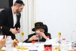 יארצייט טיש פון כ"ק אדמו"ר מסאדיגורא זצ"ל ביי כ"ק אדמו"ר מקאפיטשניץ שליט"א.