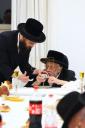 יארצייט טיש פון כ"ק אדמו"ר מסאדיגורא זצ"ל ביי כ"ק אדמו"ר מקאפיטשניץ שליט"א.
