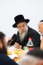 יארצייט טיש פון כ"ק אדמו"ר מסאדיגורא זצ"ל ביי כ"ק אדמו"ר מקאפיטשניץ שליט"א.